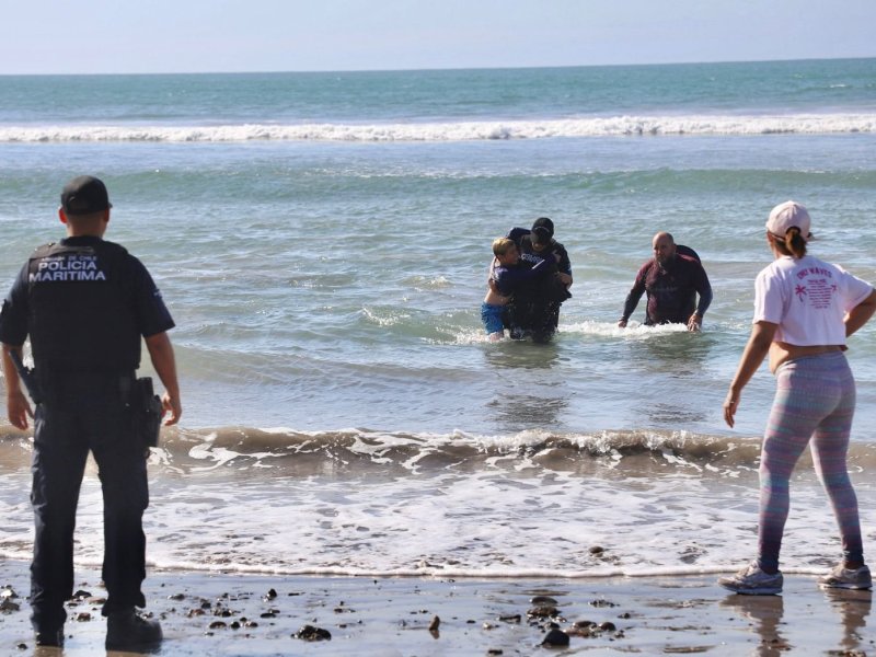 Personal de la Capitanía de Puerto de Huasco, rescató a un menor en Playa Grande